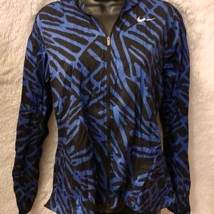 Nike windbreaker jacket